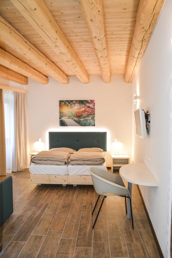 Theresia Riva del Garda Exterior foto