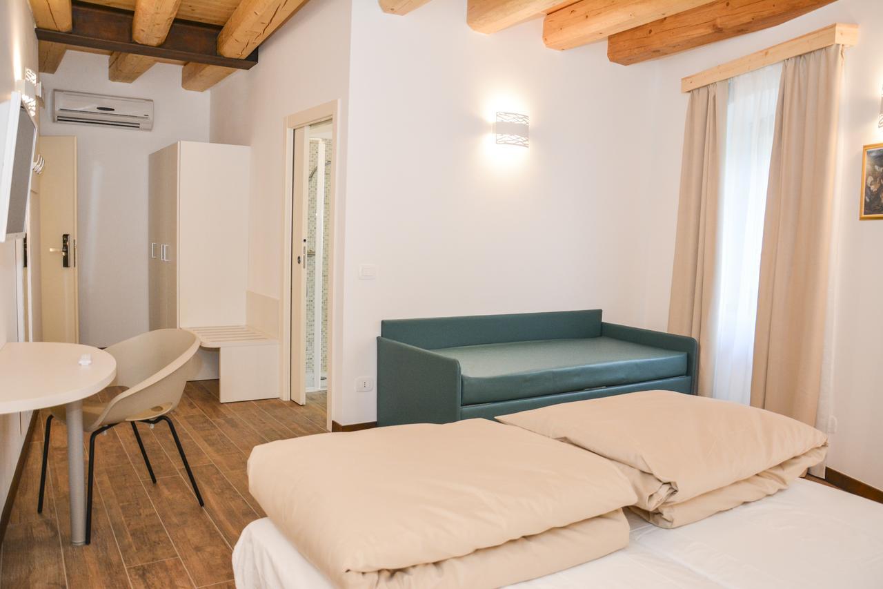 Theresia Riva del Garda Exterior foto